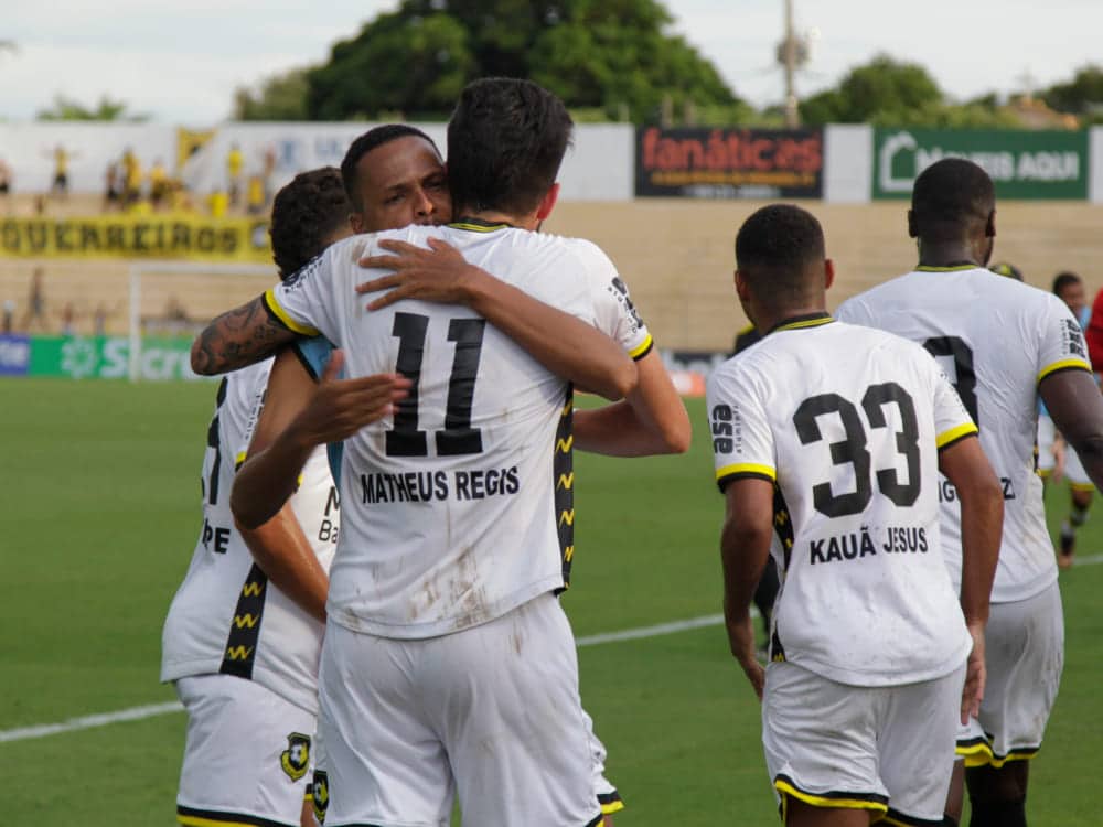 Matheus Régis marcou o gol da vitória em Mirassol 0 x 2 São Bernardo