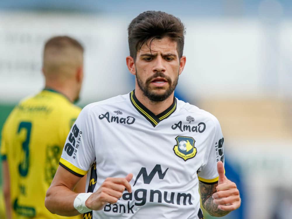 Matheus Régis foi emprestado pelo São Bernardo FC à Ponte Preta