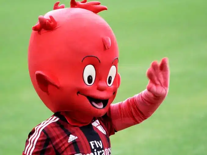 Millanelo é o famoso "Diabinho" que é o mascote do Milan. Curiosidade: Millanelo é o mesmo nome do CT do clube. (Foto: Reprodução/Facebook)