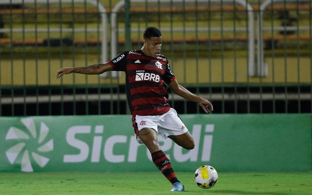 Marcos Paulo deixa o Flamengo e ruma para Bragança Paulista